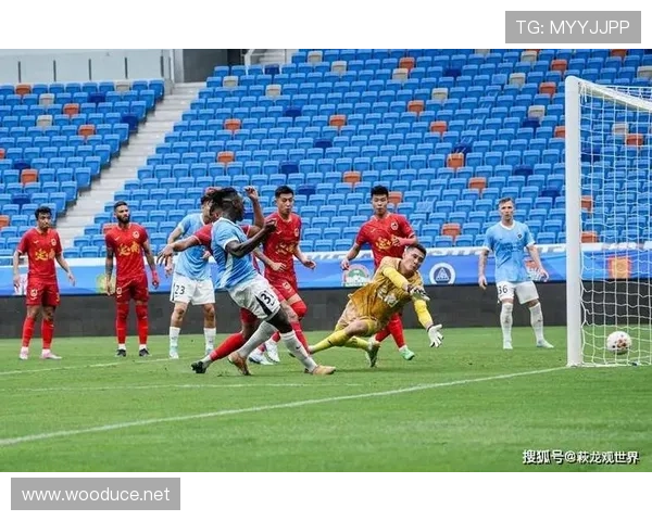 中超热情(曝中超热身赛起冲突)世界杯体育论坛